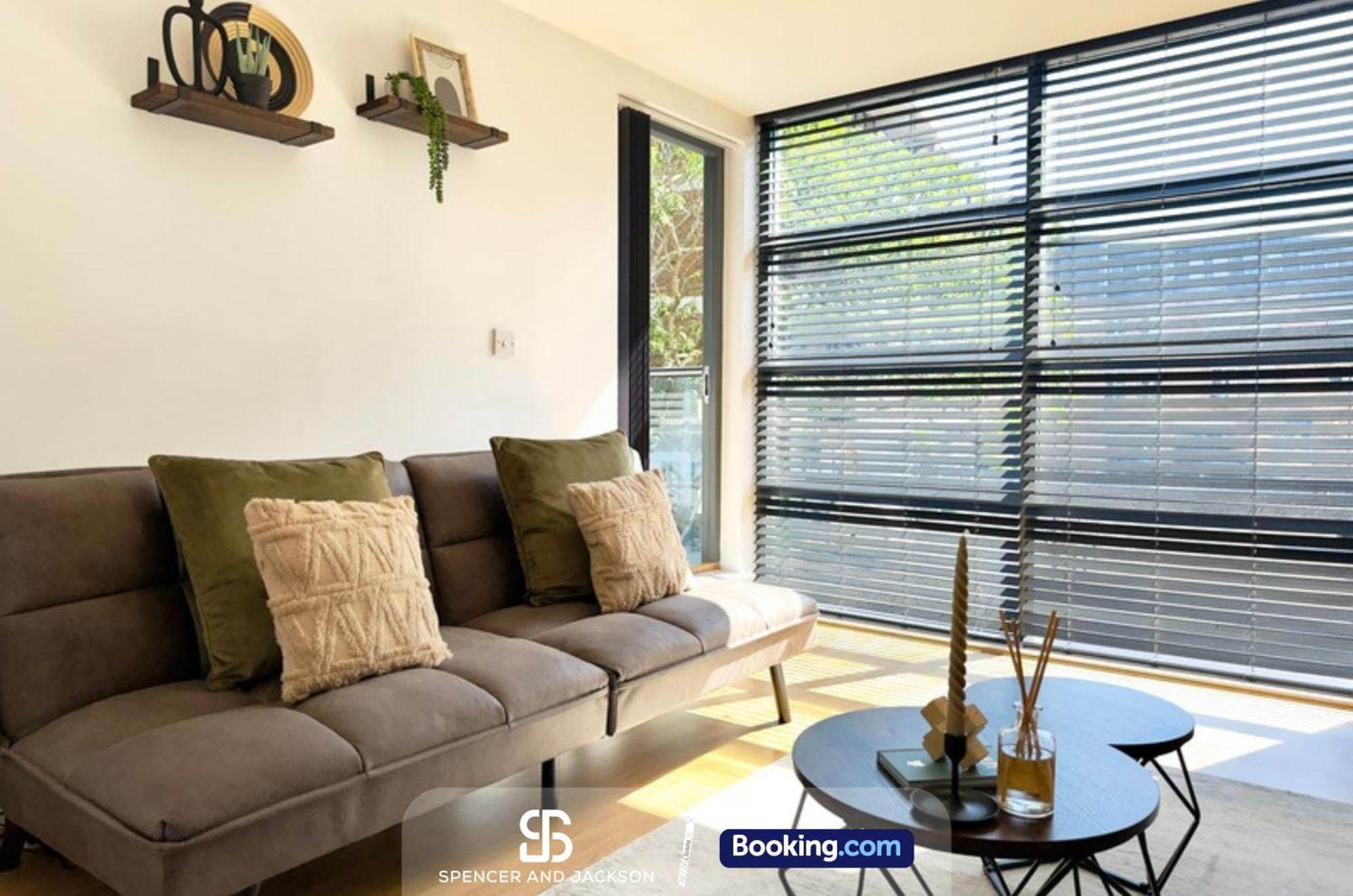 1 Bedroom City Centre Apartment Near The University And Bodleian Library By Spencer And Jackson Short Lets & Serviced Accommodation Oxford Ngoại thất bức ảnh