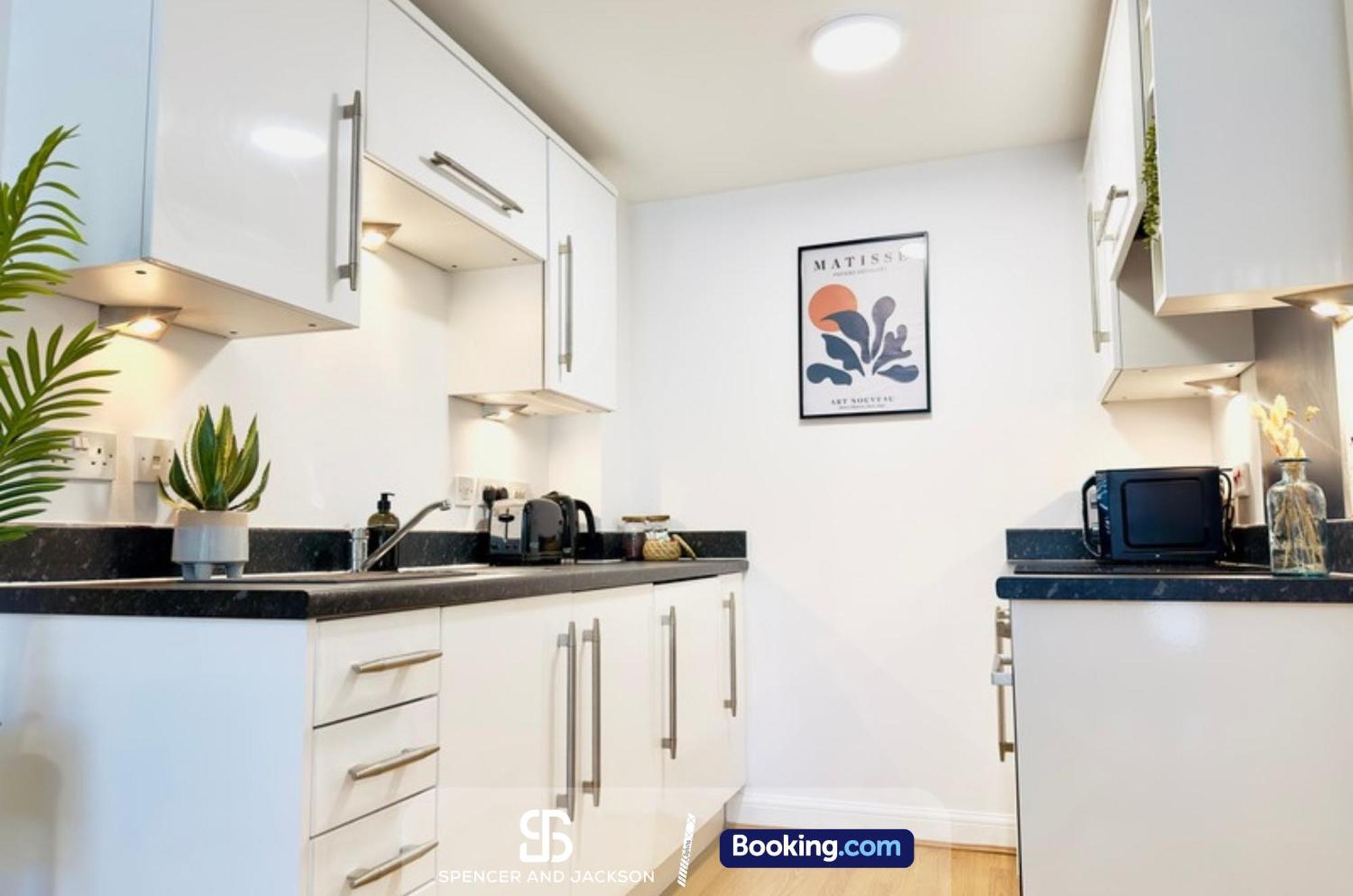 1 Bedroom City Centre Apartment Near The University And Bodleian Library By Spencer And Jackson Short Lets & Serviced Accommodation Oxford Ngoại thất bức ảnh
