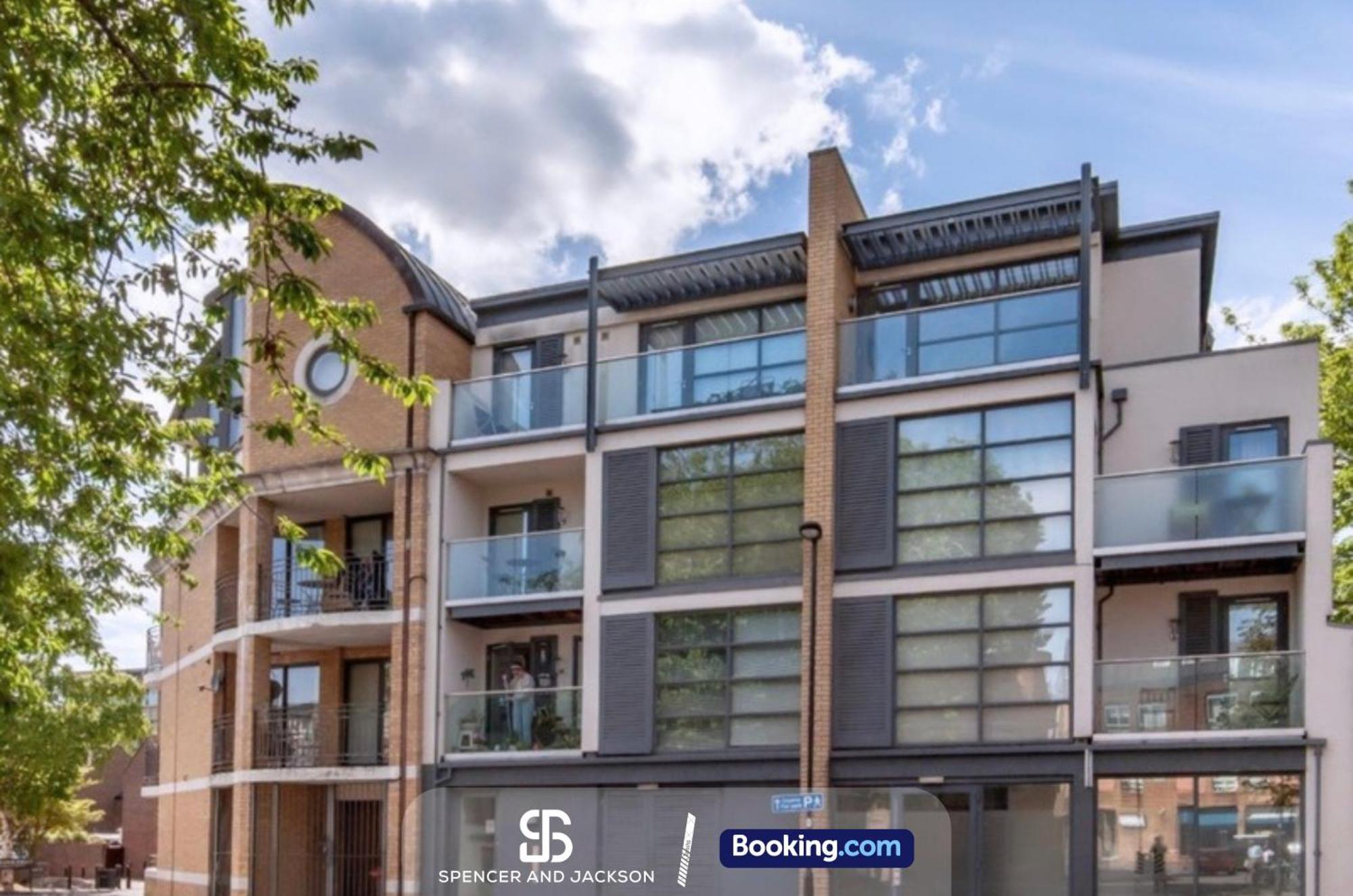 1 Bedroom City Centre Apartment Near The University And Bodleian Library By Spencer And Jackson Short Lets & Serviced Accommodation Oxford Ngoại thất bức ảnh